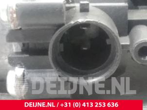 Renault Kangoo Door window motor O41431 photo 4