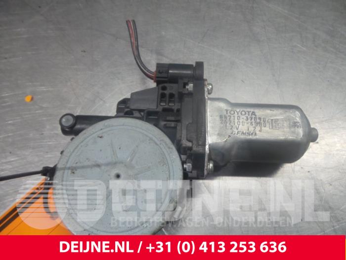 Toyota Dyna Door window motor O41441