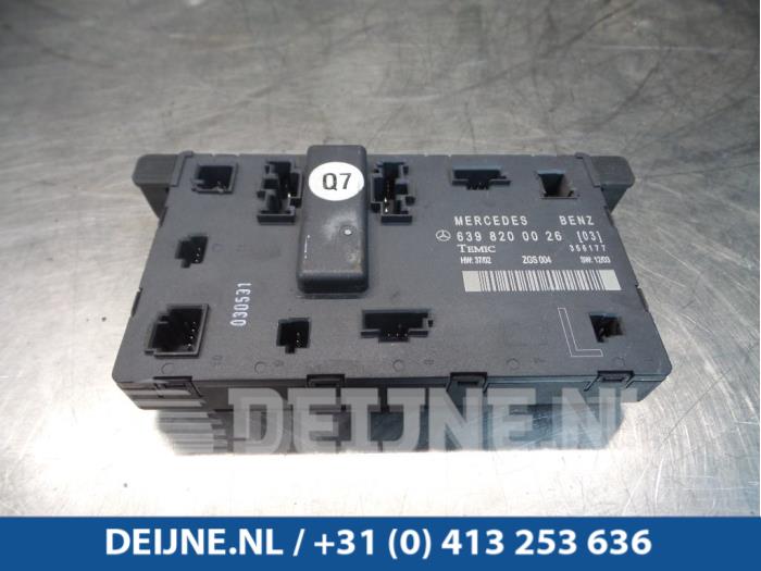 Centrale Deurvergrendelings Module - Mercedes Vito