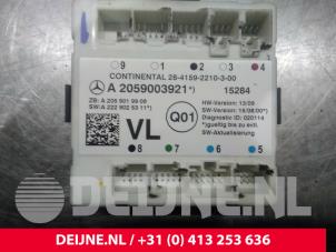 Mercedes C-Klasse Central door locking module O41485 photo 2