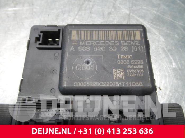 Mercedes Sprinter Zentralverriegelung Modul O41498