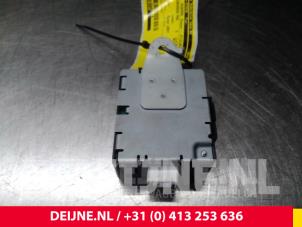Toyota Hiace Central door locking module O41534 photo 2