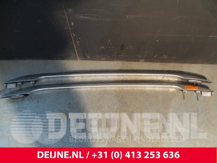 Peugeot 407 Roof rail kit O41760