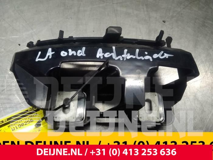 Mercedes C-Klasse Stoßstangenstütze links hinten O42461