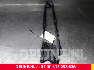 Mercedes Vito Set Gasdempers Achterklep O42615 foto 2