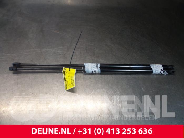 Mercedes Vito Set Gasdempers Achterklep O42616