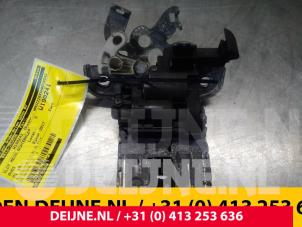 Audi A1 Tailgate lock mechanism O42824 photo 2