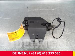 BMW 1-Serie Tailgate lock mechanism O42835 foto 2