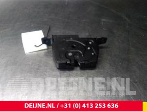 BMW X1 Tailgate lock mechanism O42836 photo 2