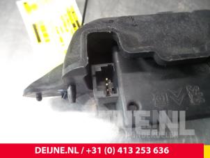 Citroen C2 Tailgate lock mechanism O42934 photo 3