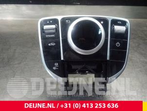 Mercedes C-Klasse Regeleinheit Multi Media O43243 foto 2