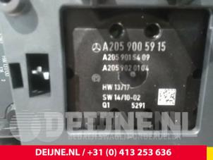 Mercedes C-Klasse Regeleinheit Multi Media O43243 foto 4