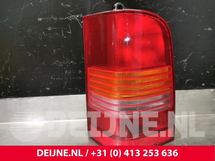 Mercedes V-Klasse Taillight, left O44043