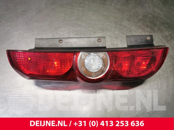 Fiat Doblo Rücklicht links O44230