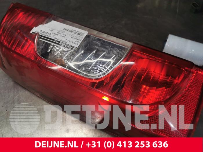Fiat Fiorino Rücklicht links O44258