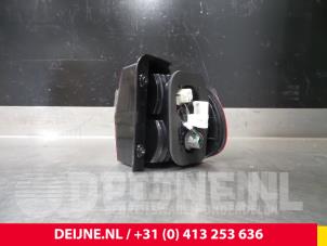 Hyundai H200 Rücklicht links O44292 foto 2