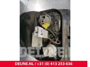 Hyundai H200 Rücklicht links O44300 foto 3