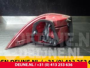 Volkswagen Golf Achterlicht rechts O44663 foto 2