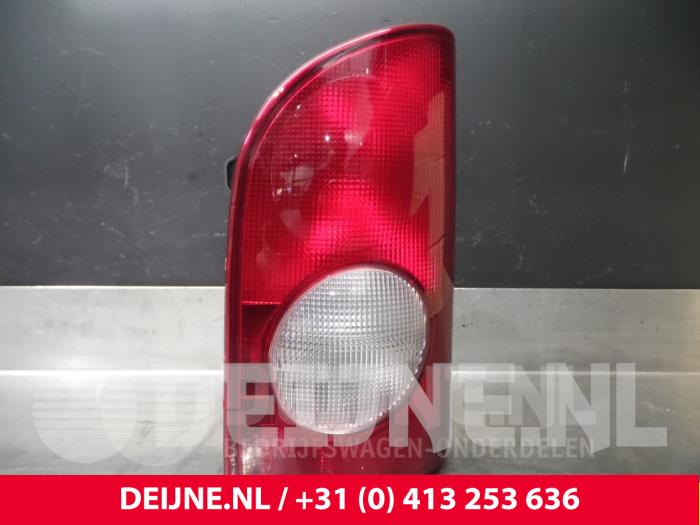 Hyundai H100 Taillight, right O44777