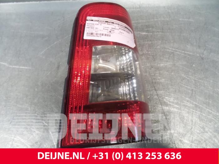 Peugeot Partner Achterlicht rechts O44873
