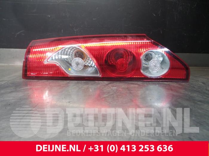 Renault Kangoo Achterlicht rechts O44909
