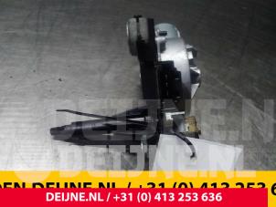 Mercedes C-Klasse Scheibenwischermotor hinten O45102 foto 4