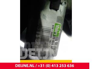 Opel Combo Scheibenwischermotor hinten O45125 foto 3