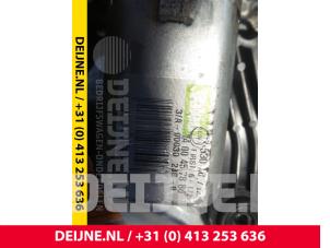 Peugeot Expert Scheibenwischermotor hinten O45263 foto 3