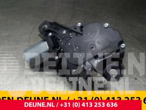 Renault Kangoo Ruitenwissermotor achter O45308 foto 2