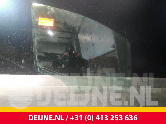 Ford Transit Courier Door window 2-door, right O45412