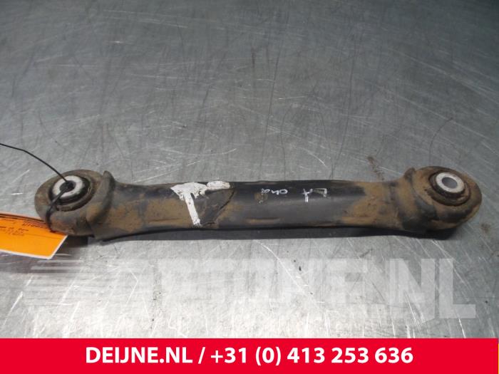 Mercedes C-Klasse Rear lower wishbone, left O45484