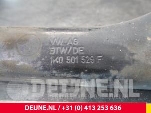 Volkswagen Passat Rear lower wishbone, left O45501 photo 2