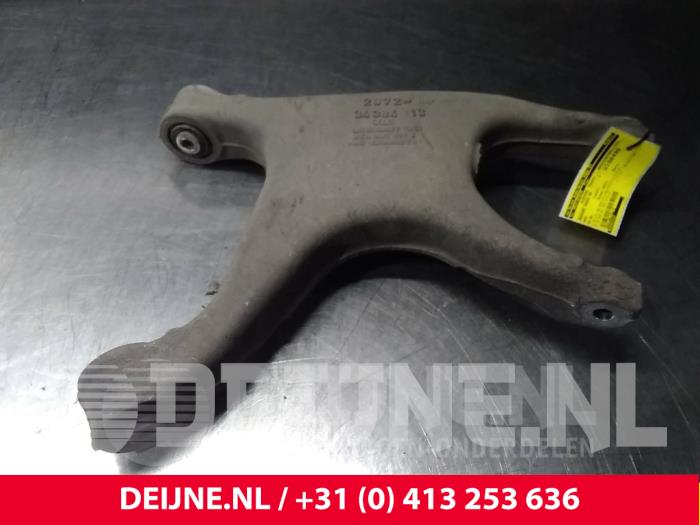 Audi A4 Draagarm onder rechts-achter O45509
