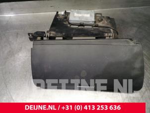 Mercedes A-Klasse Handschuhfach O45816 foto 2