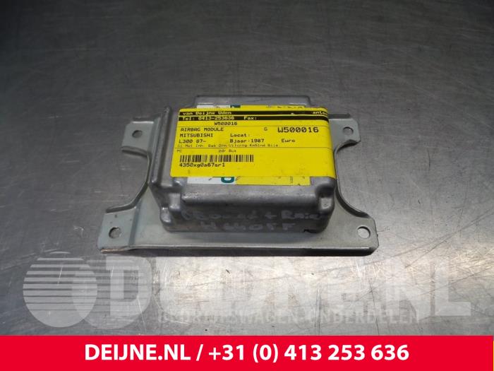 Mitsubishi L300 Airbag Module O45899