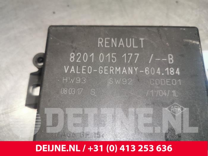 Module PDC van een Renault Master IV (FV) 2.3 dCi 145 16V FWD 2017