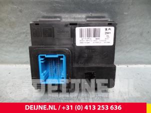 Peugeot 308 Climatronic module O46023 photo 2