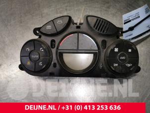 Ford Focus Climatronic Paneel O46025 foto 2