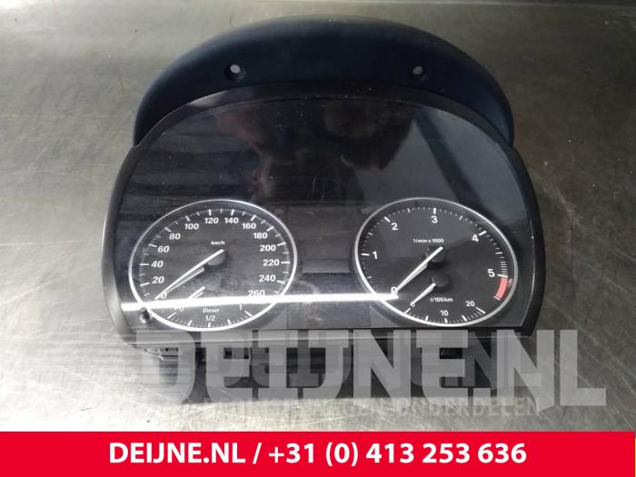 BMW X1 Tacho - Kombiinstrument KM O46077