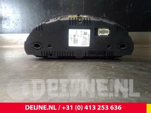 Mercedes Sprinter Odometer KM O46171 photo 2