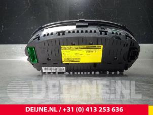Volkswagen Polo Odometer KM O46233 photo 2