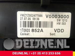 Volkswagen Caddy Kilometerteller KM O46299 foto 3