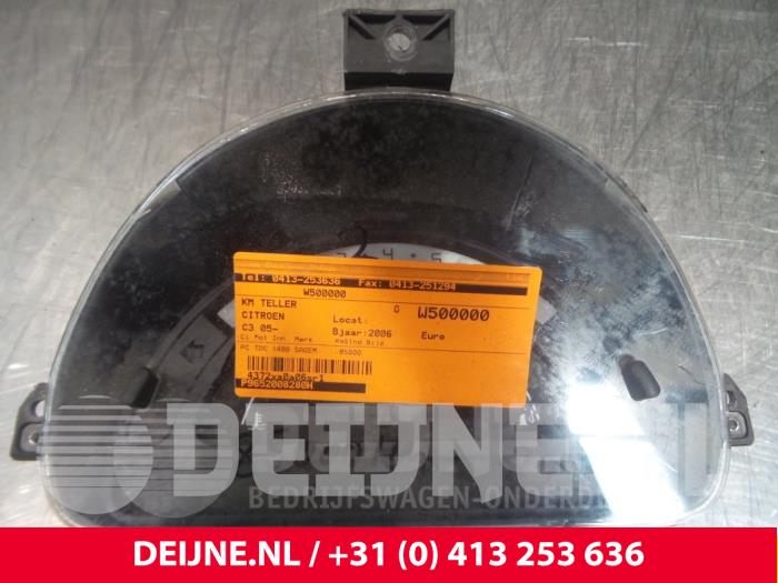 Citroen C3 Tacho - Kombiinstrument KM O46406