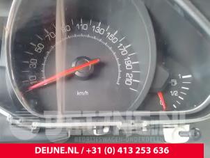 Peugeot 208 Odometer KM O46437 photo 3