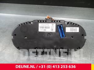 Seat Ibiza Kilometerteller KM O46518 foto 2