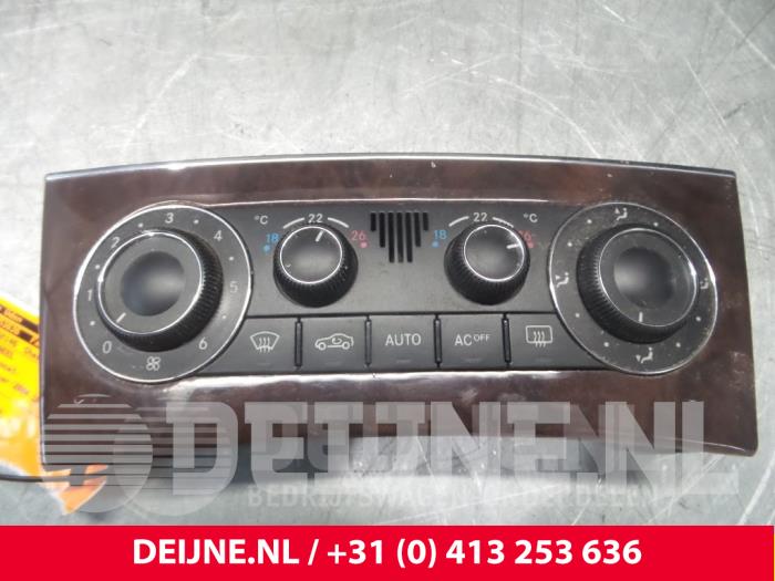 Mercedes C-Klasse Heater control panel O46642
