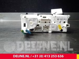 Mercedes A-Klasse Heizung Bedienpaneel O46648 foto 2