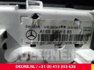 Mercedes A-Klasse Heater control panel O46651 photo 3