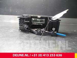 Volkswagen Caddy Heater control panel O46852 photo 2