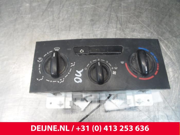 Peugeot Expert Kachel Bedieningspaneel O47041